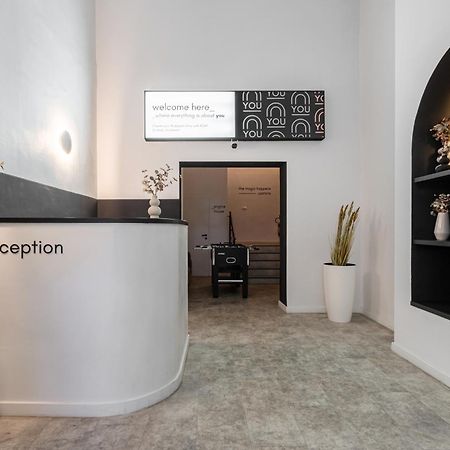 You Boutique Suites, Best Location By Bqa Budapest Exteriör bild